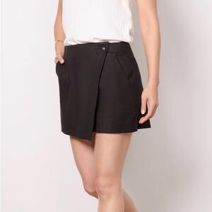 Evereve Women's Layla Skort Brand New!